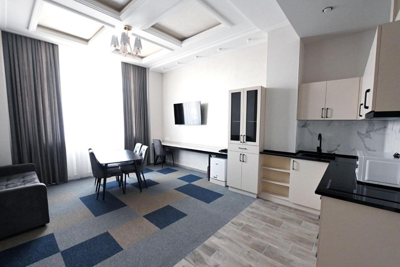 Prime Hotel 久姆里 外观 照片