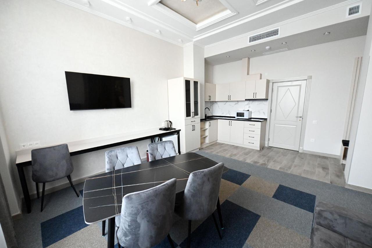 Prime Hotel 久姆里 外观 照片