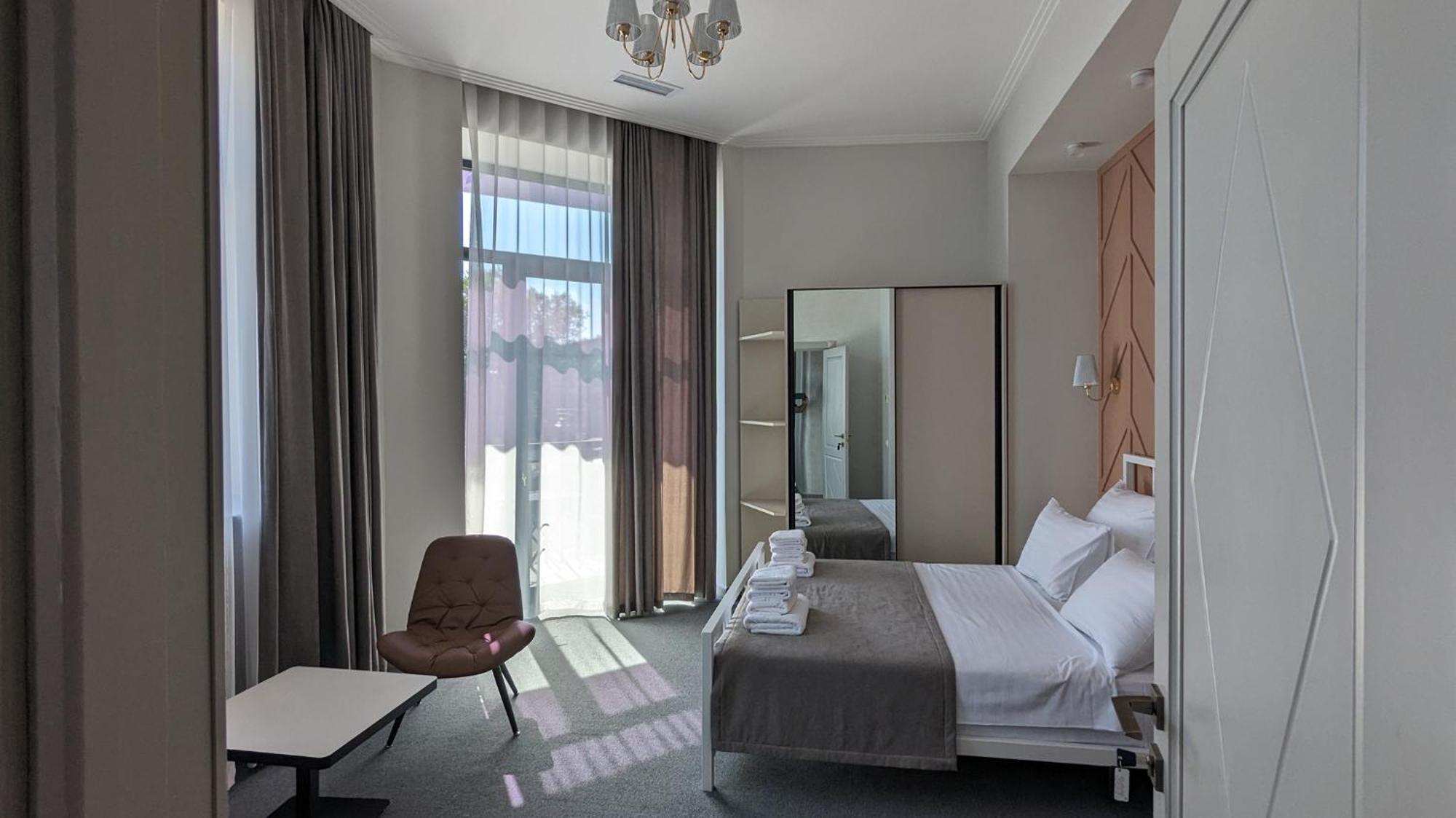 Prime Hotel 久姆里 外观 照片