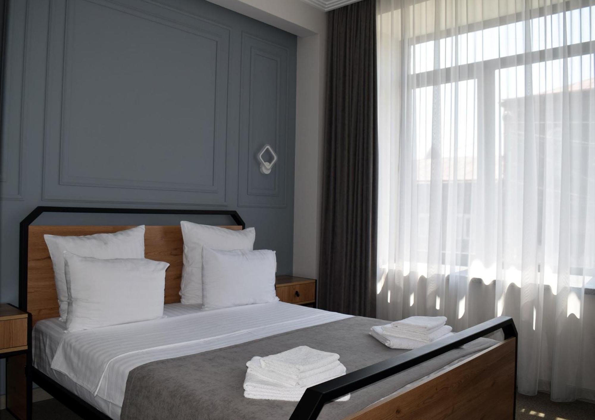 Prime Hotel 久姆里 外观 照片